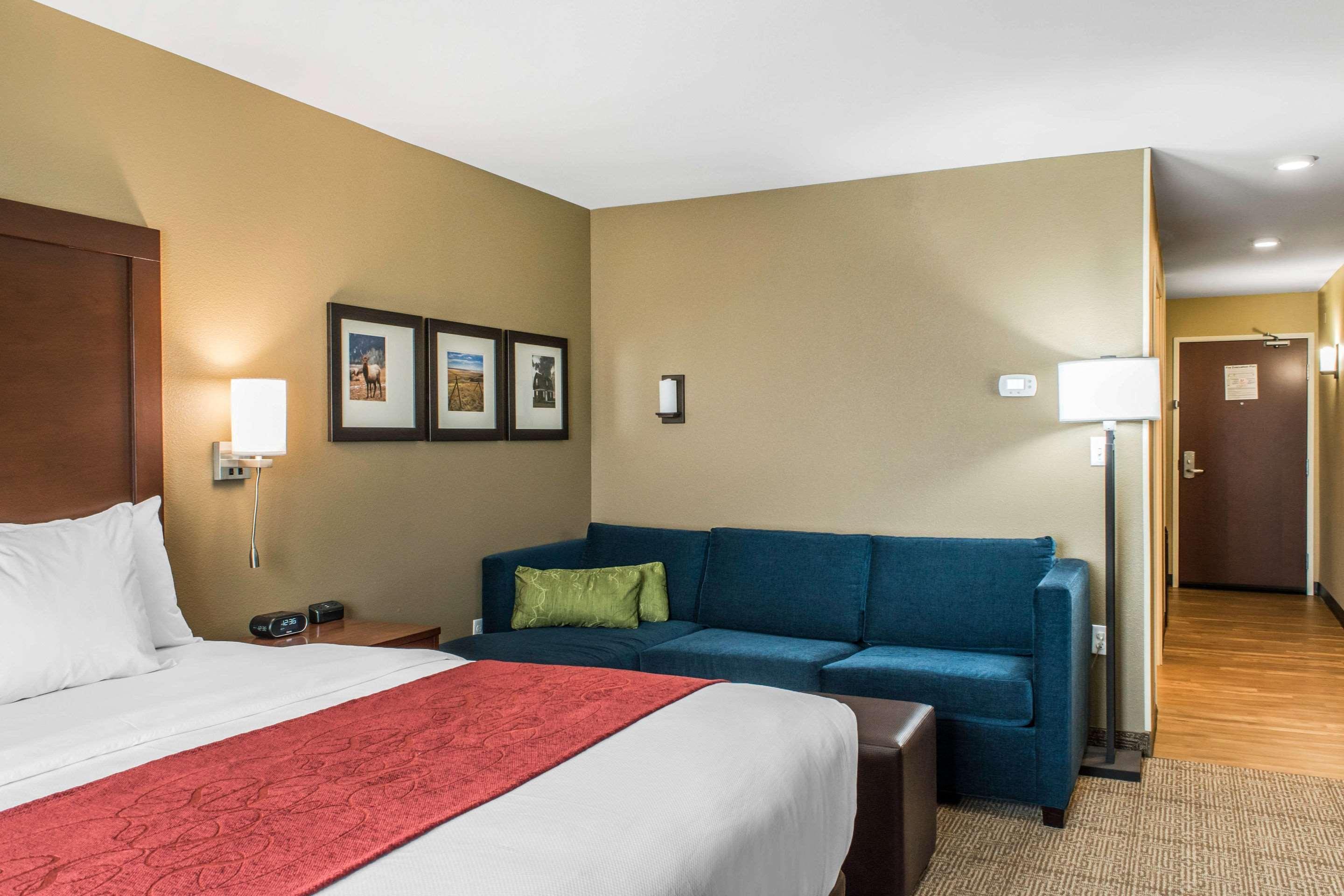 Comfort Suites Billings Exterior photo