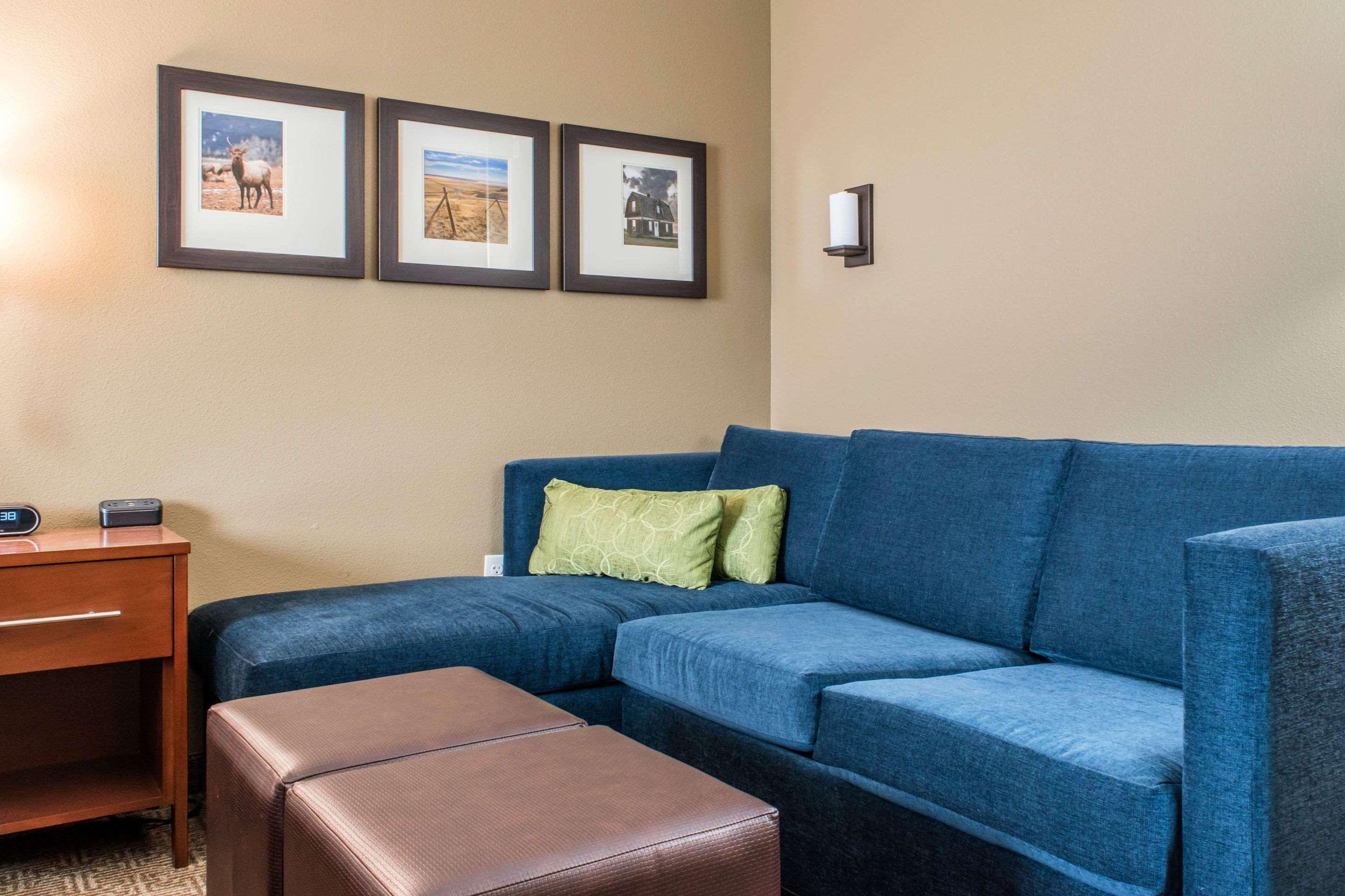 Comfort Suites Billings Exterior photo